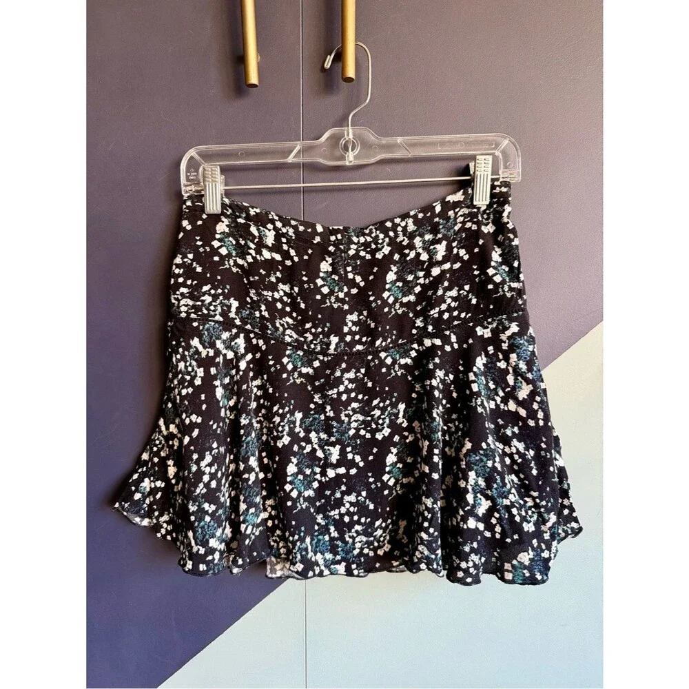 Aritzia Sunday Best Zelda Mini Skirt, Size 2, Black w/ White and Blue Flowers